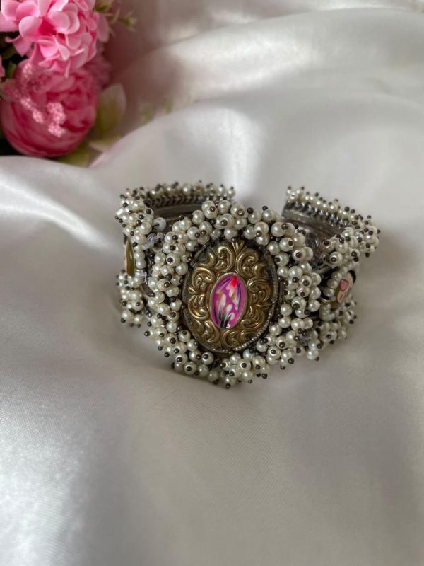 Beautiful Hand made Bracelet - Image 3