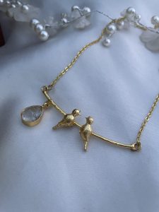 Navya  Brass metal  - Image 3