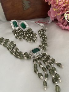 Olive Green Layered Necklace Set with Earrings | Bridal Kundan Pearl Jewellery | Premium Wedding Set - Image 3