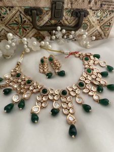 Vaani green polki necklace - Image 3