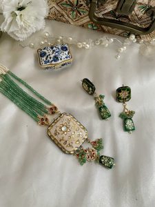 Sahira kundan rani haar - Image 2