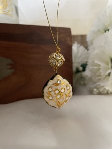 Prapti pendent